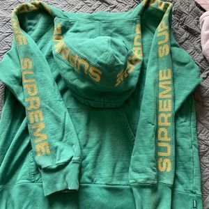 Authentic Supreme Hoodie